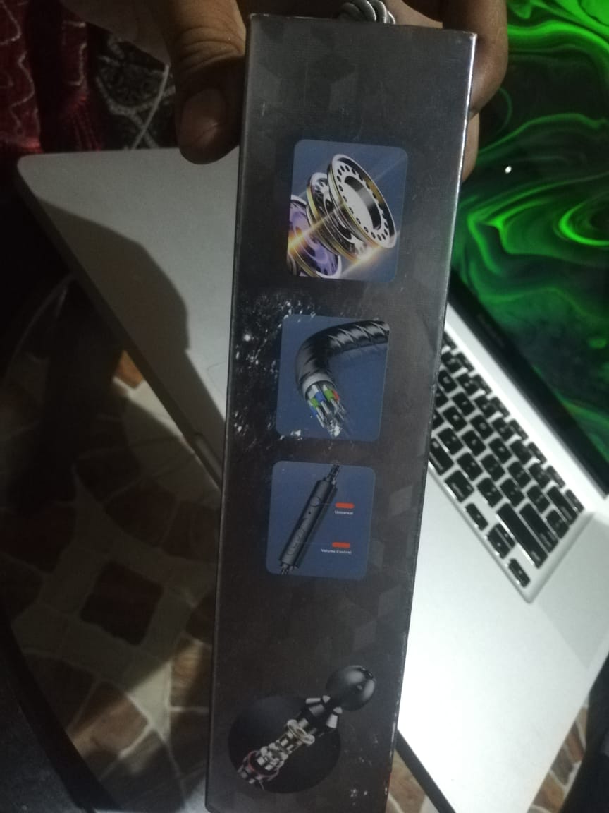 Metal Hand Free